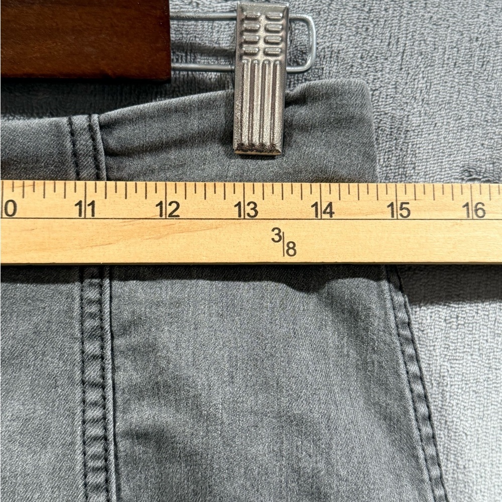Free People Modern Femme Grey Denim Mini Skirt Stretch Zip Women’s Size 10 - Picture 2 of 8